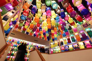 Ausstellung „Lights of Korea – Seidene Laternen aus Jinju“
